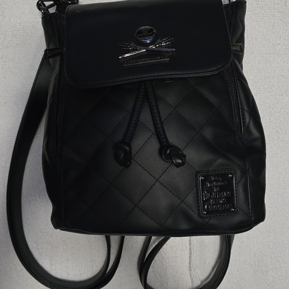 Loungefly Disney The Nightmare Before Christmas Jack
Skellington Quilted Convert - Picture 2 of 3